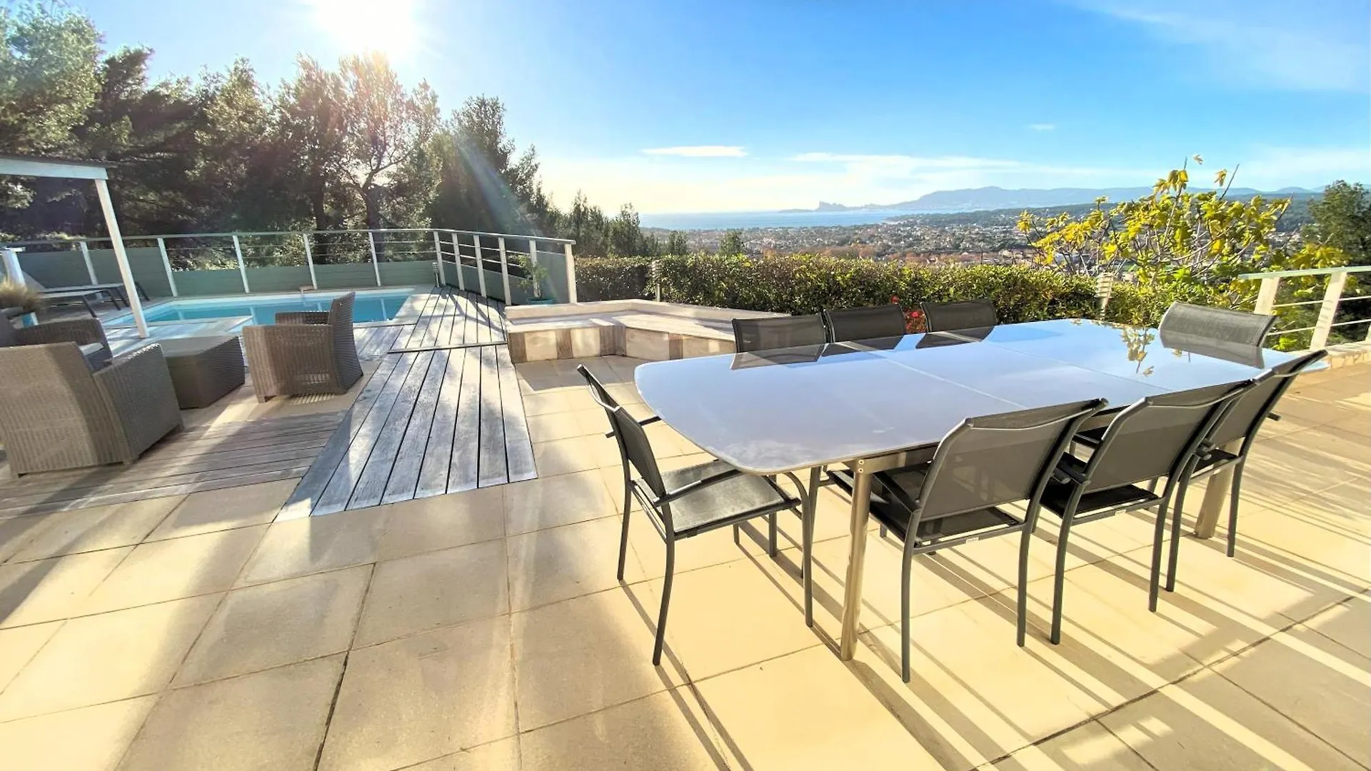 Villa Evaluna Avec Piscine Et Vue Exceptionnelle Sur La Mer Saint-Cyr-sur-Mer 0*,  França